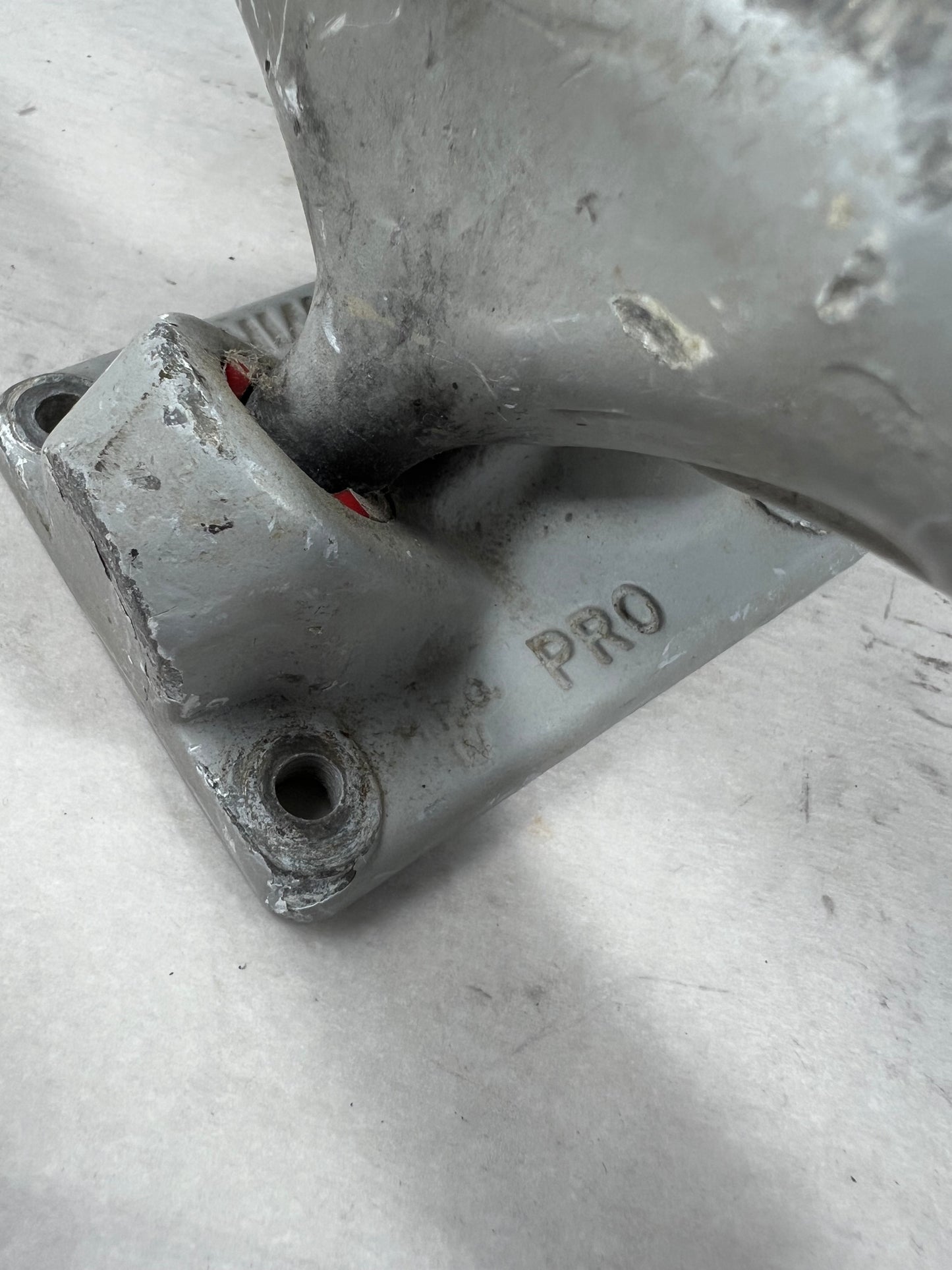 Gullwing Pro Trucks NOT REISSUE
